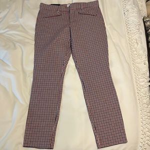 Gap Signature Skinny ankle stretch mid rise pants. Size 4. New with tags